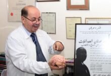 صورة مكتشف “متلازمة العبداللات”.. عدنان عبد اللات.. الطبيب الأردني الذي هزم “ألزهايمر”