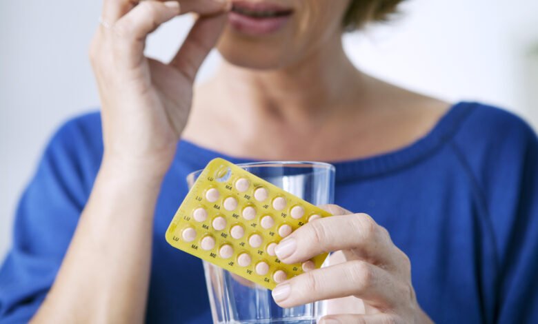 أدوية متداولة لانقطاع الطمث قد تحمي النساء من أمراض باركينسون والخرف